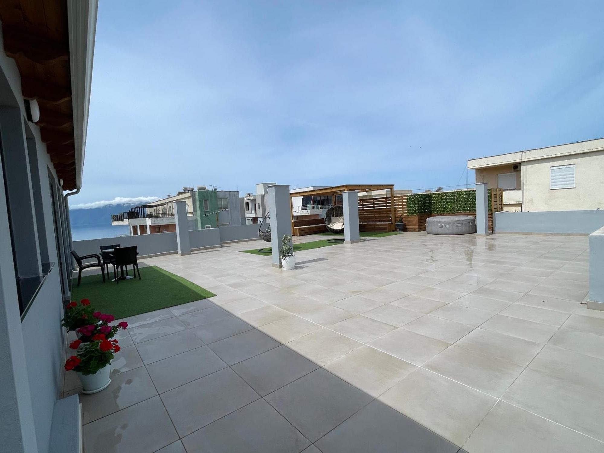 Luxury Rooftop Vlora Екстериор снимка