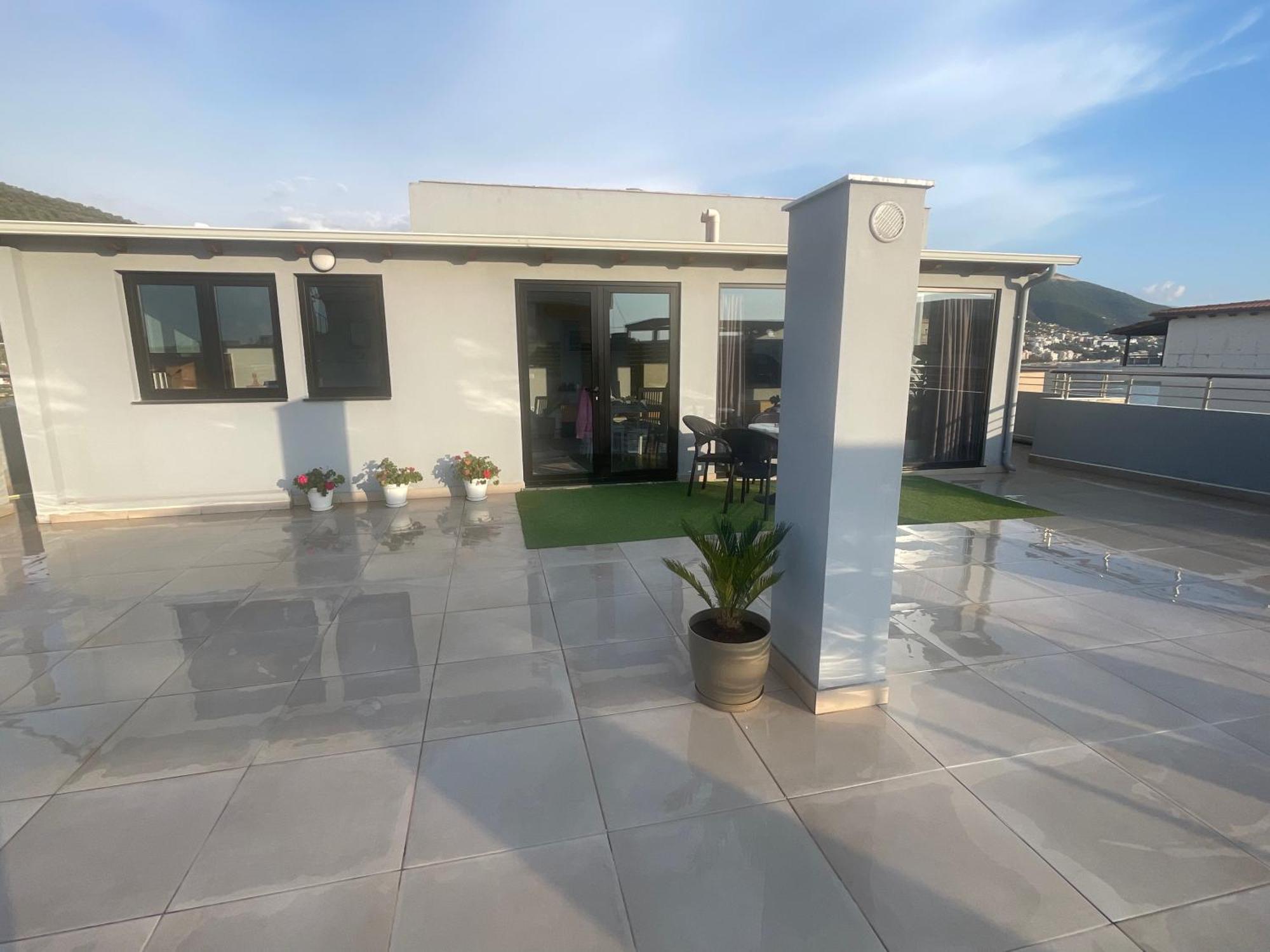 Luxury Rooftop Vlora Екстериор снимка