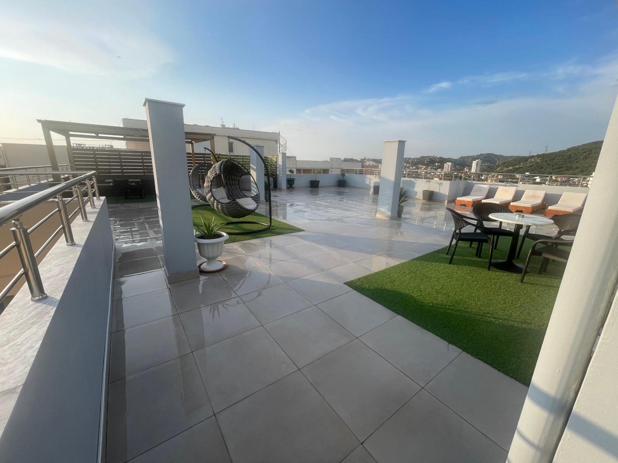 Luxury Rooftop Vlora Екстериор снимка