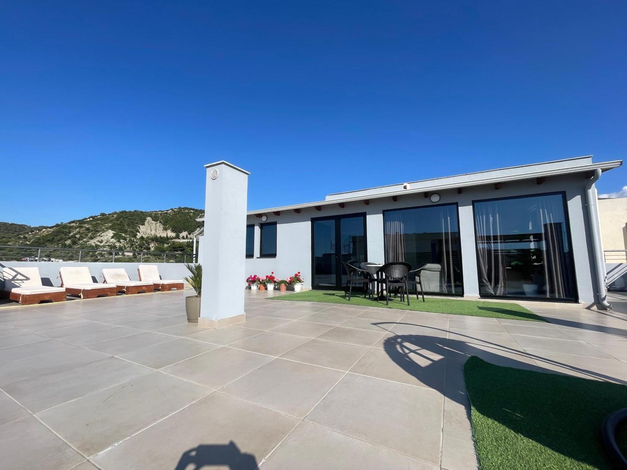 Luxury Rooftop Vlora Екстериор снимка